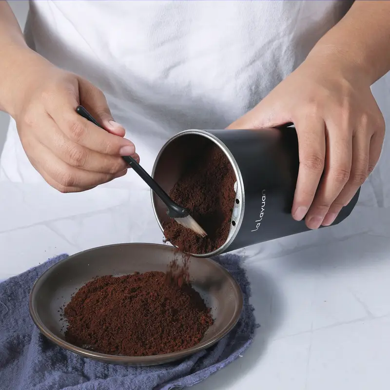 grind coffee beans in a food processor